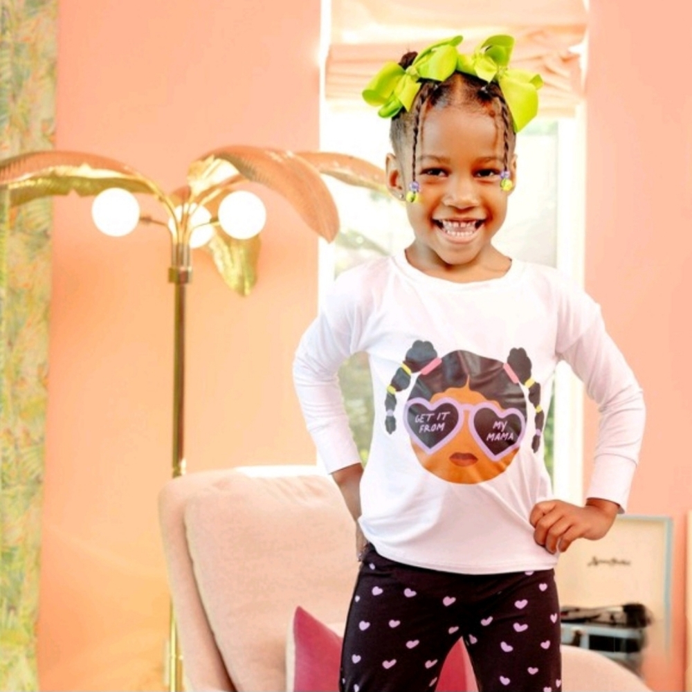 NWOT Elle Olivia Bamboo Long Sleeve, Pig-Tails Girly